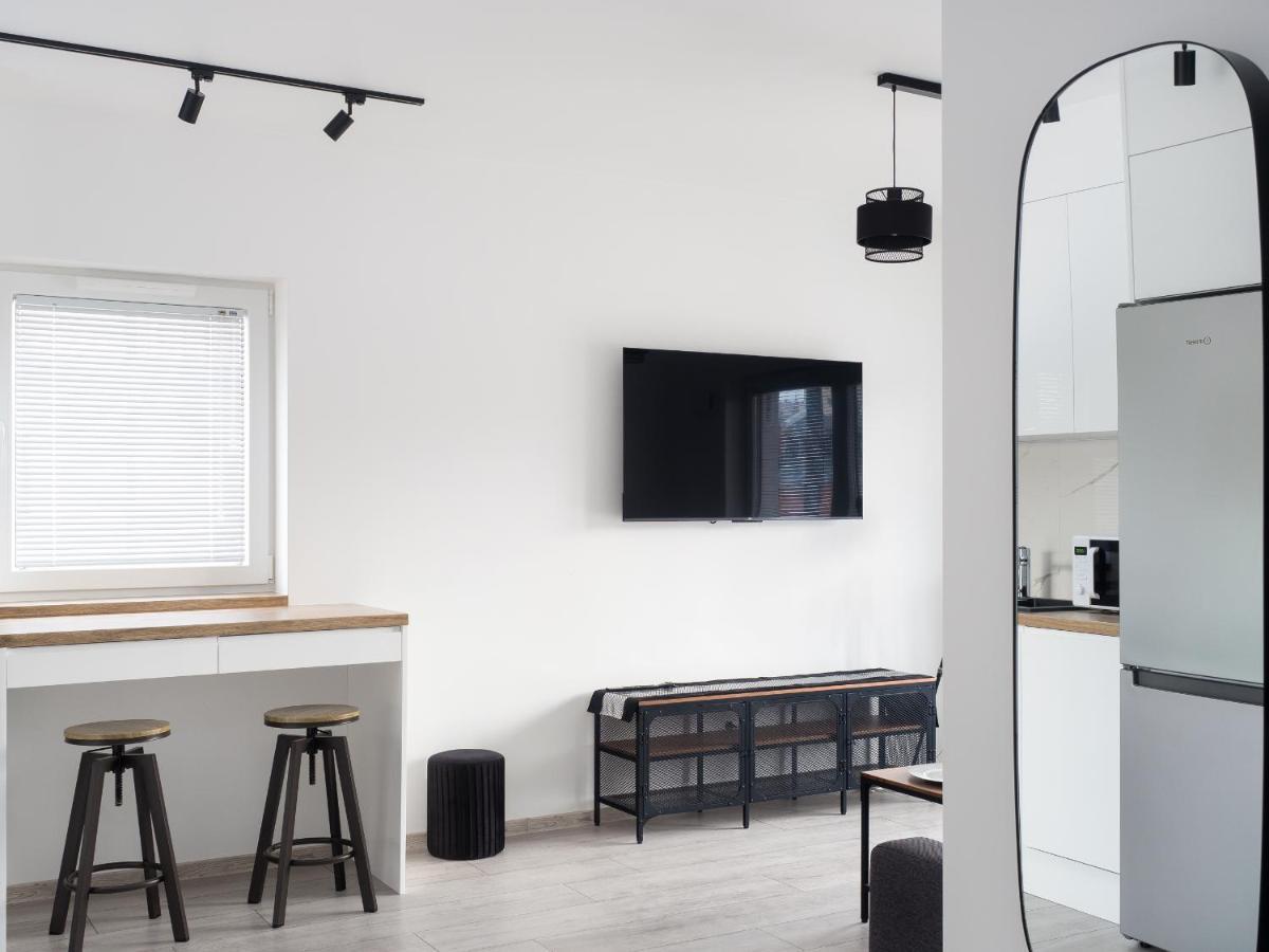 Szwedzka 22C Separate Bedroom Free Garage By Perfect Apart Warsaw Exterior photo